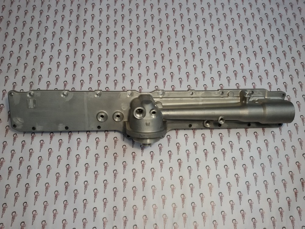 Корпус маслоохолоджувача Cummins ISX, QSX, 4386026, 4965896, 4386025, 5394143, 4952508, 4952507