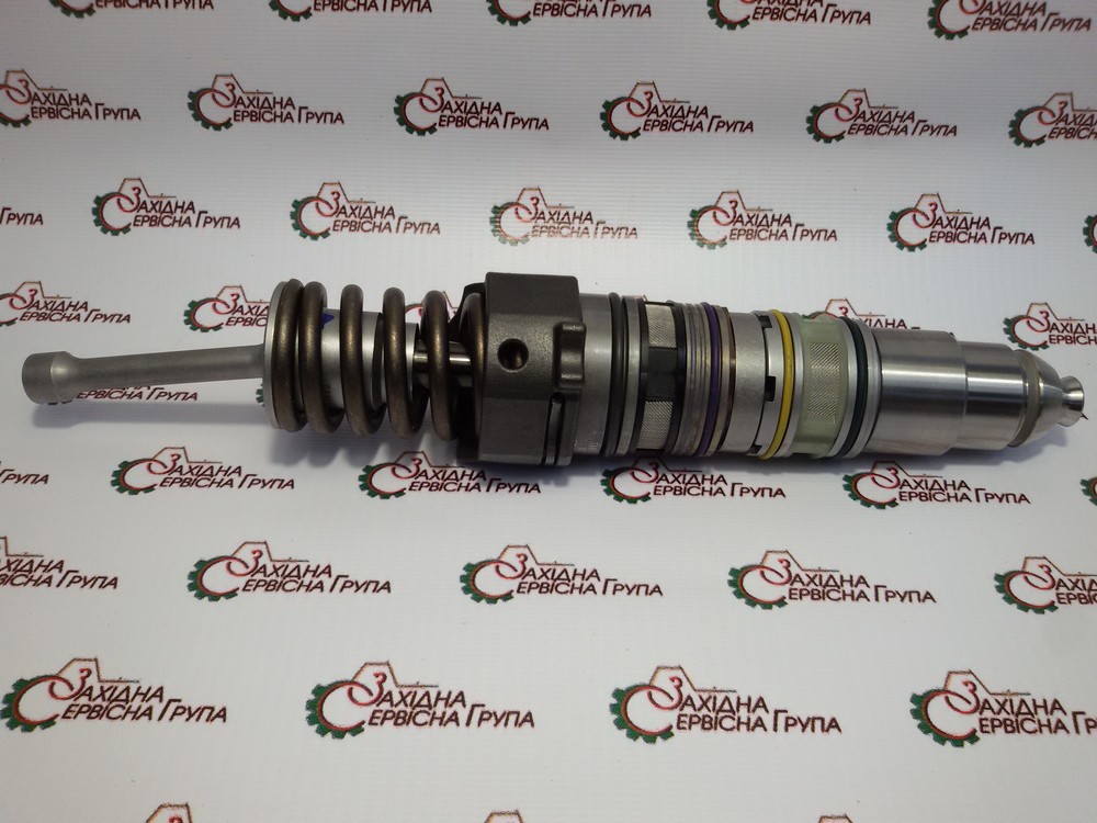 Форсунка паливна Cummins ISX, QSX, 4928260