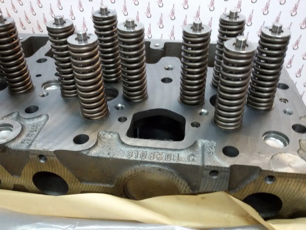 Головка блоку циліндрів Cummins QSM, 2864016, 2864012, 4952843, 4952444, 2864013