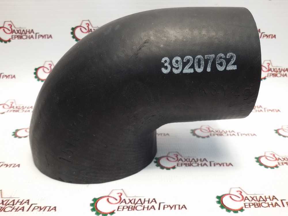 Патрубок системи охолодження двигуна Cummins 6CT 8.3, 3920762, 3909389, 3907065, 3901902, J920762, J909389, J909385