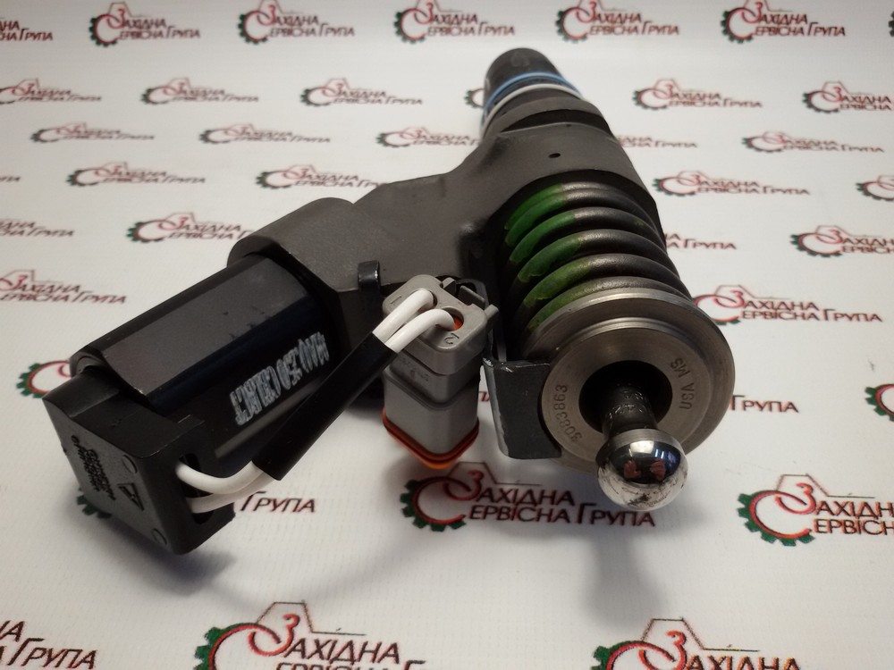 Форсунка паливна двигуна Cummins QSM11, 4903472