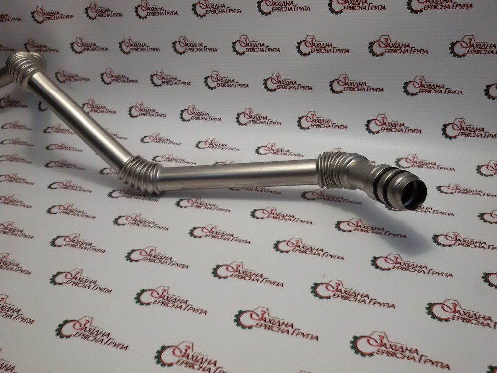 Трубка зливу масла з турбокомпресора Cummins QSB, 3975076, 3975077