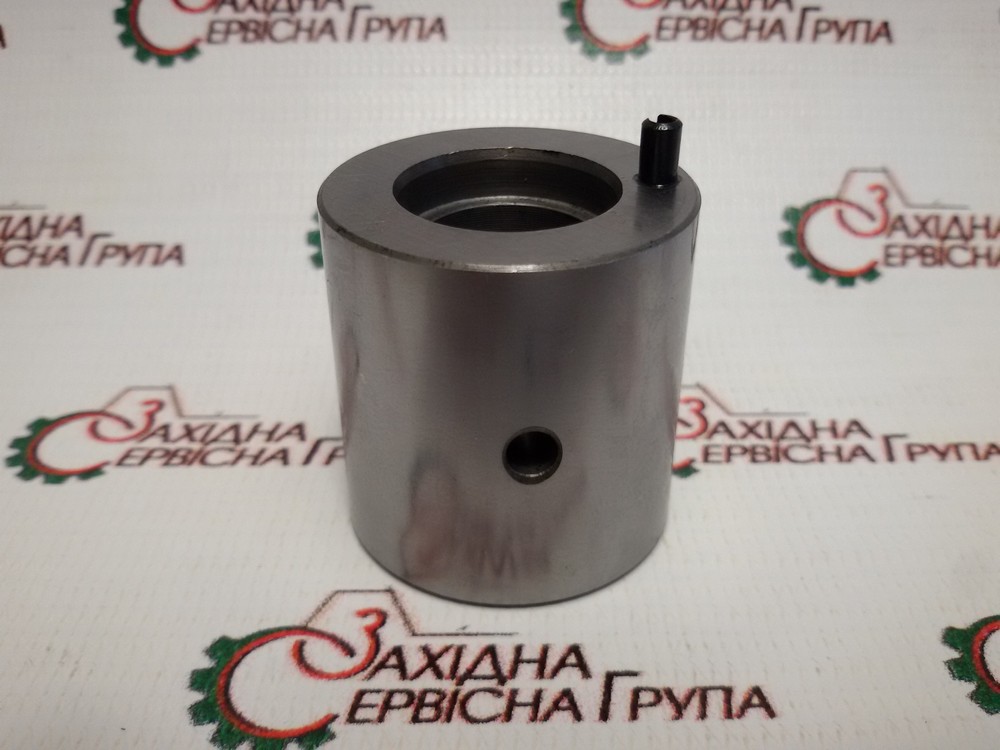 Вісь проміжної шестерні ГРМ Cummins ISF 2.8, 5404057, 5262661, 5262660