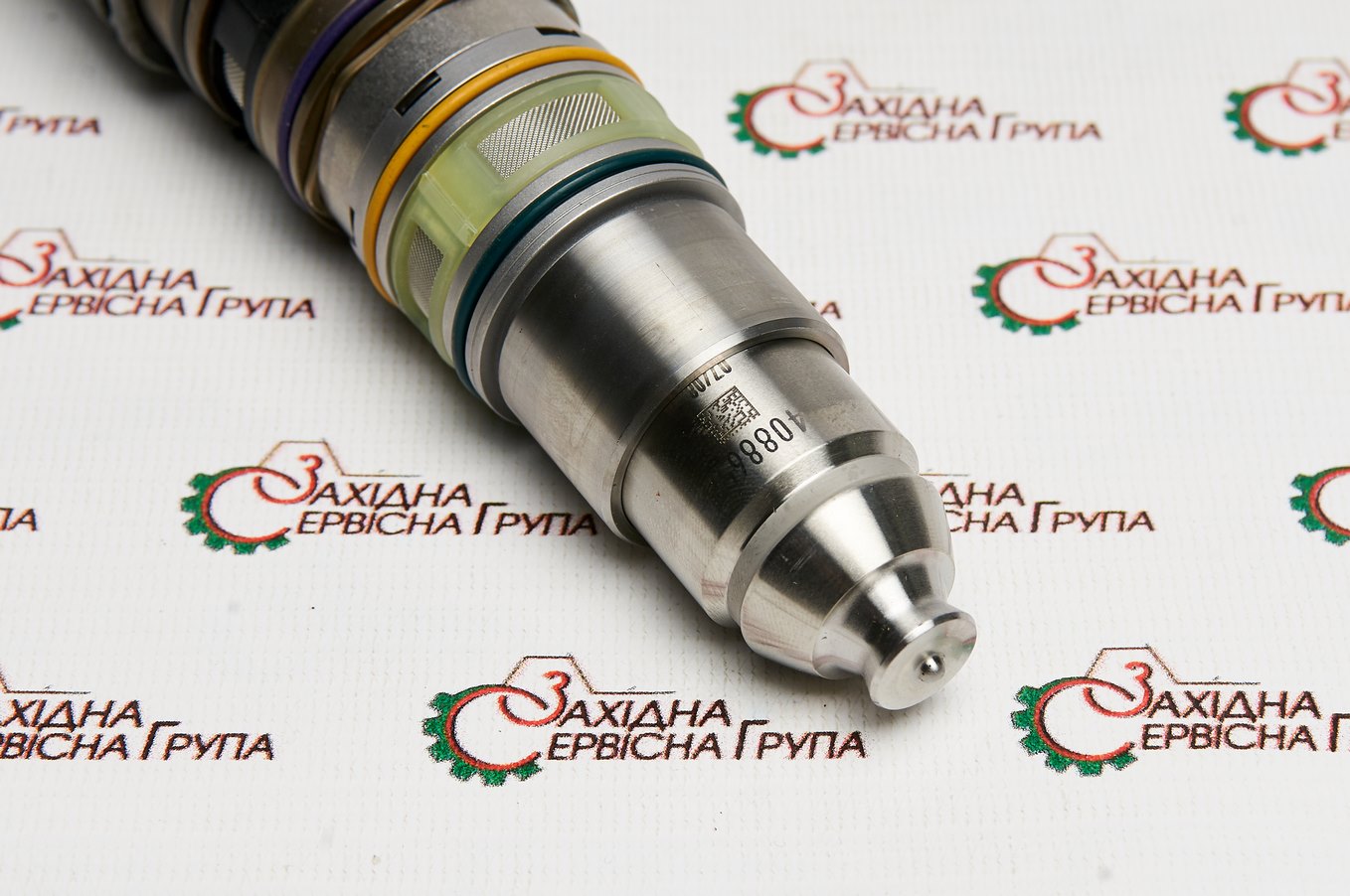 Форсунка паливна Cummins QSX, ISX, 4062568, 4010226