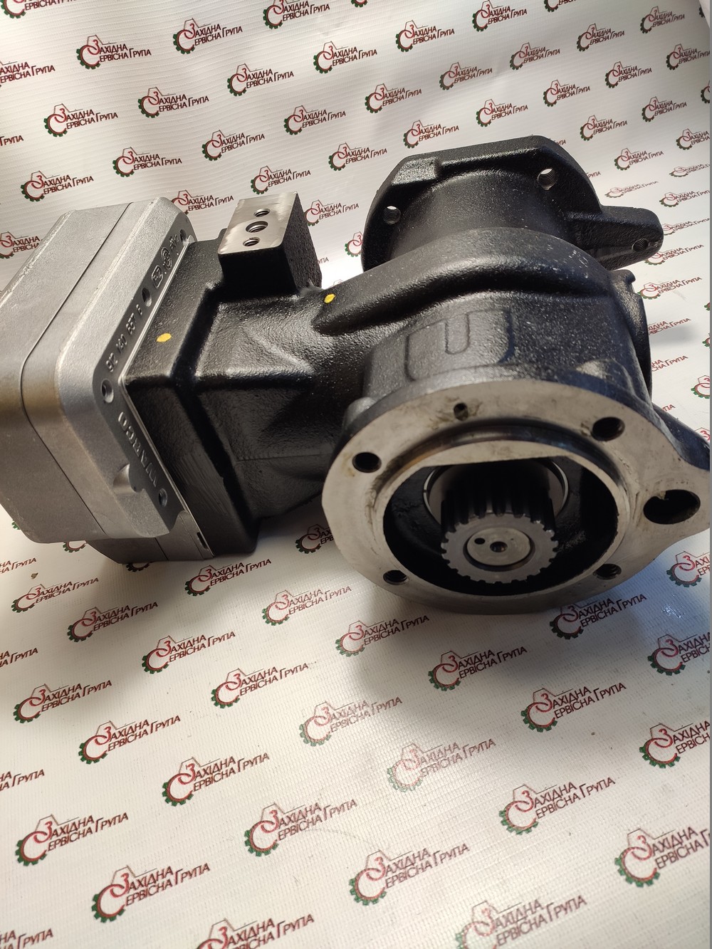 Компресор повітряний Cummins M11, ISM, QSM, 4318214, 3104324, 4952756, 3103403, 4059825, 3558163