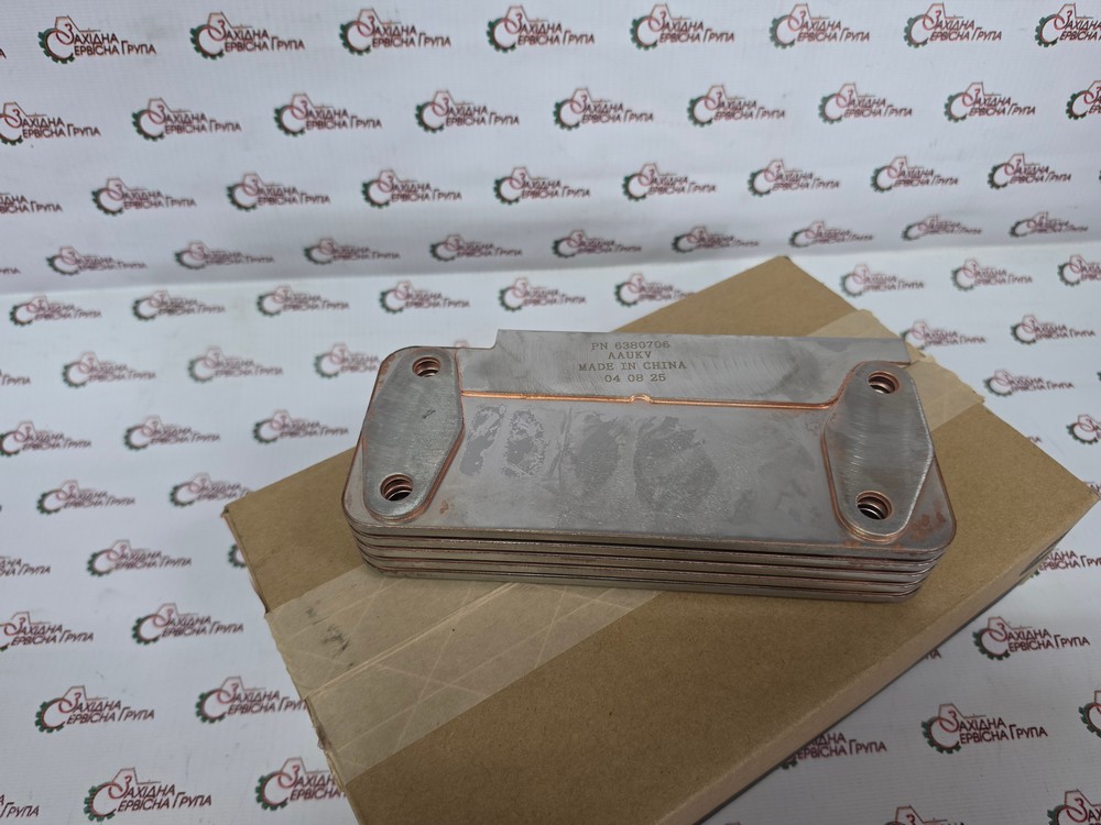 Маслоохолоджувач Cummins ISF, QSF, 6380706, 4990291